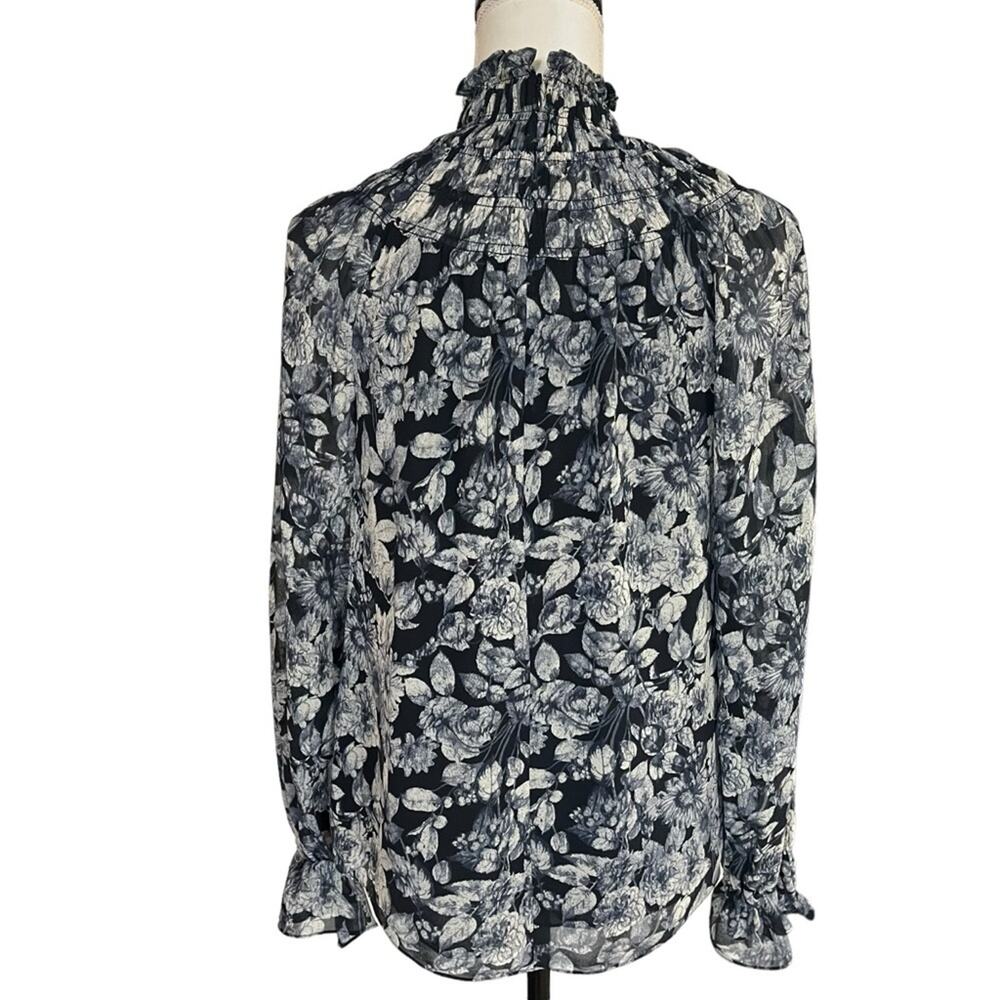 Cinq a Sept 5 a 7 Floral Chiffon smocked neck blouse Size Small - Picture 2 of 4